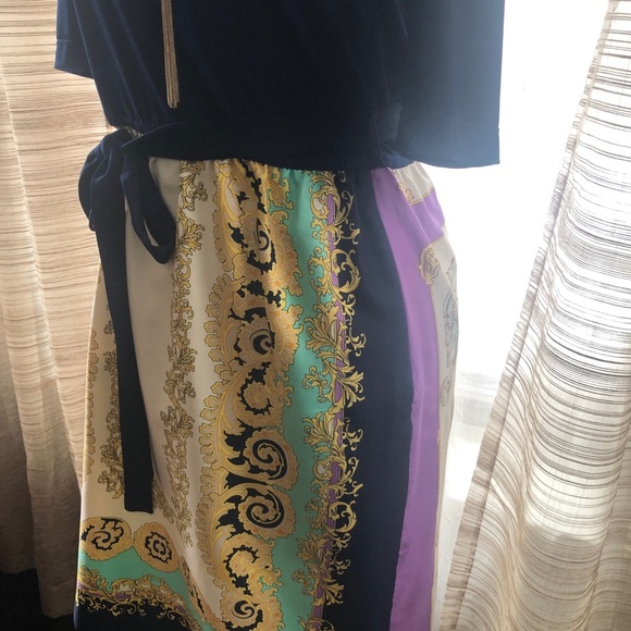 Silk dress with tie waist - Picture 3 of 8